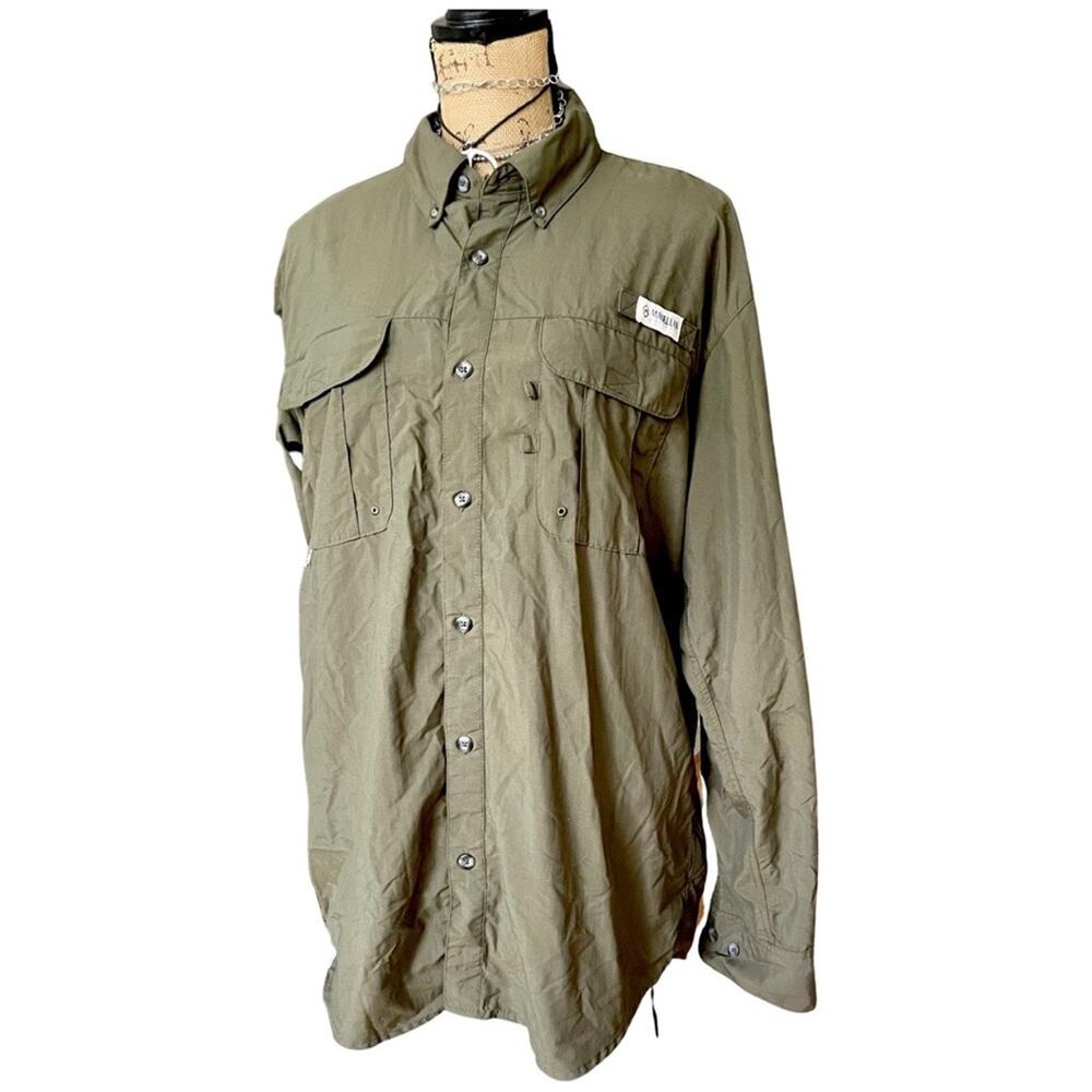 MAGELLAN SPORTWEAR men's button down dark army green shirt size MEDIUM - M